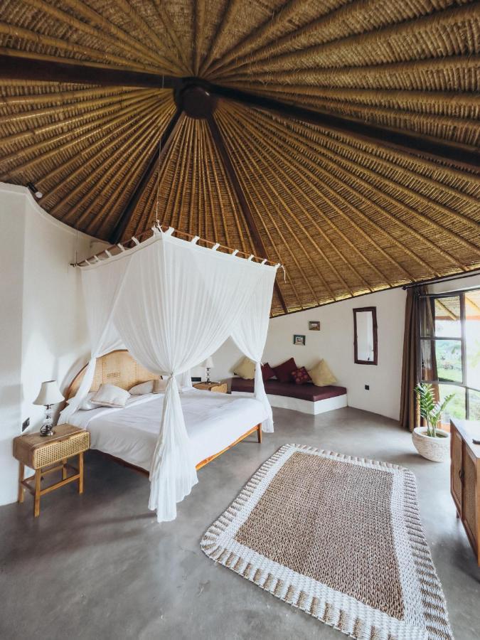 Hillstone U Villa อูลูวาตู ภายนอก รูปภาพ