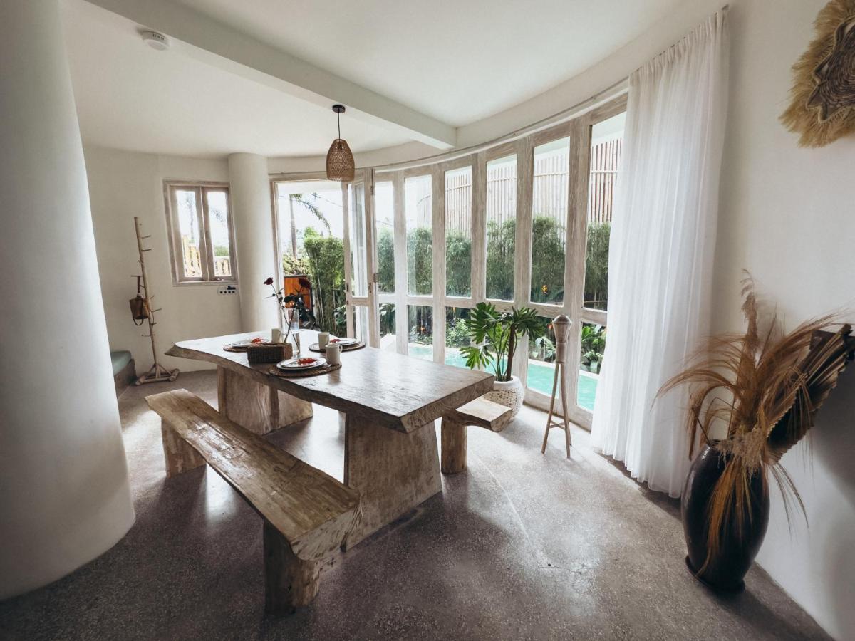 Hillstone U Villa อูลูวาตู ภายนอก รูปภาพ